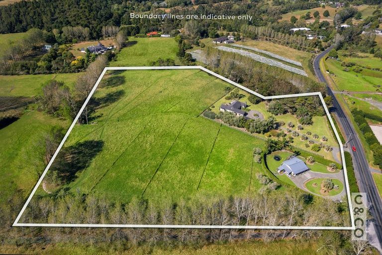 Photo of property in 832 Old North Road, Waimauku, 0882