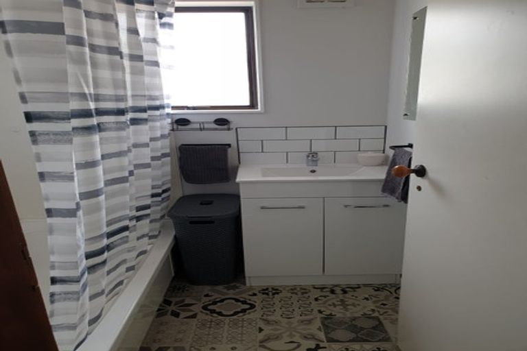 Photo of property in 59 Huanui Street, Ranui, Porirua, 5024