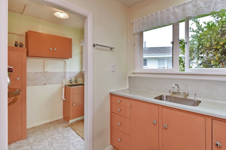 Photo of property in 4 Hudson Street, Bryndwr, Christchurch, 8053