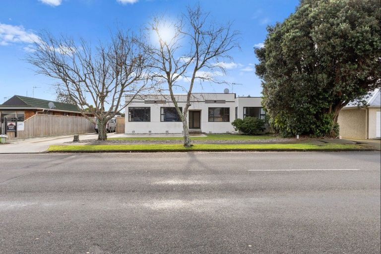 Photo of property in 49 Haydon Street, Roslyn, Palmerston North, 4414