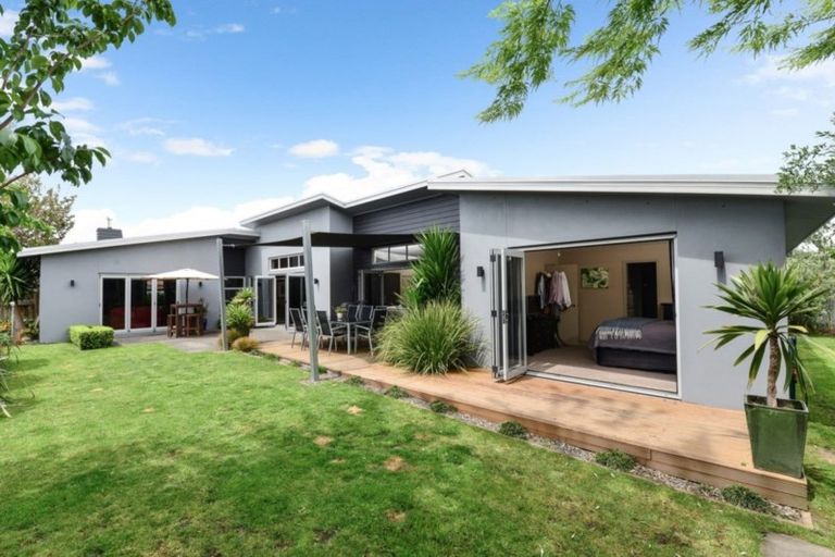 Photo of property in 4 Rosewood Court, Huntington, Hamilton, 3210