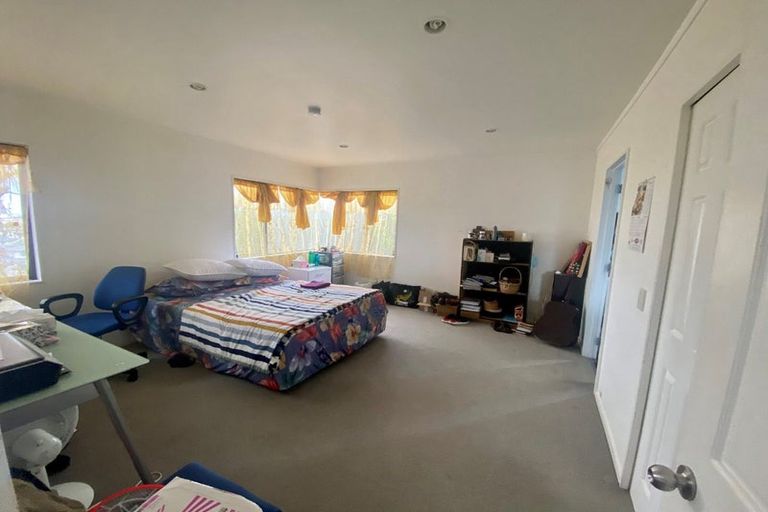 Photo of property in 11 Bougainvillaea Terrace, Goodwood Heights, Auckland, 2105