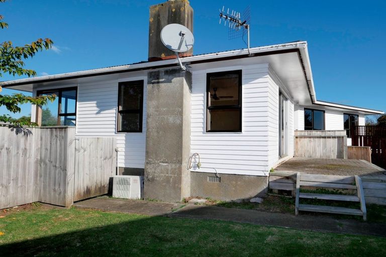 Photo of property in 17 Chums Road, Paraparaumu Beach, Paraparaumu, 5032