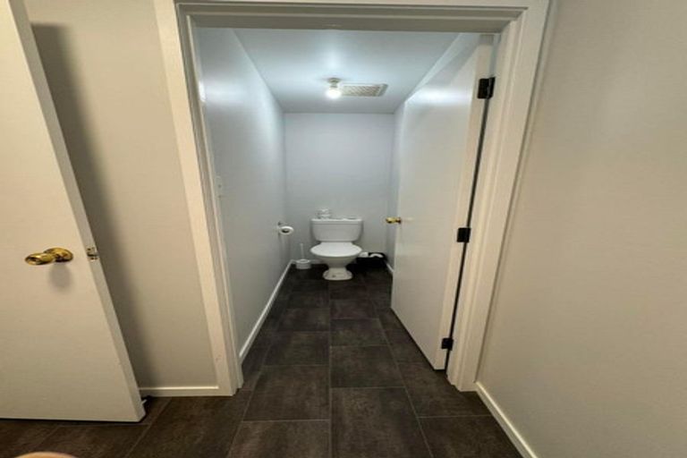 Photo of property in 194 Kitchener Road, Pukekohe, 2120