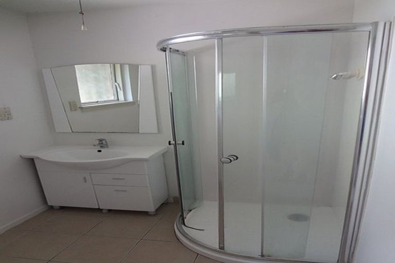 Photo of property in 1/27 Bucknell Street, Sockburn, Christchurch, 8042