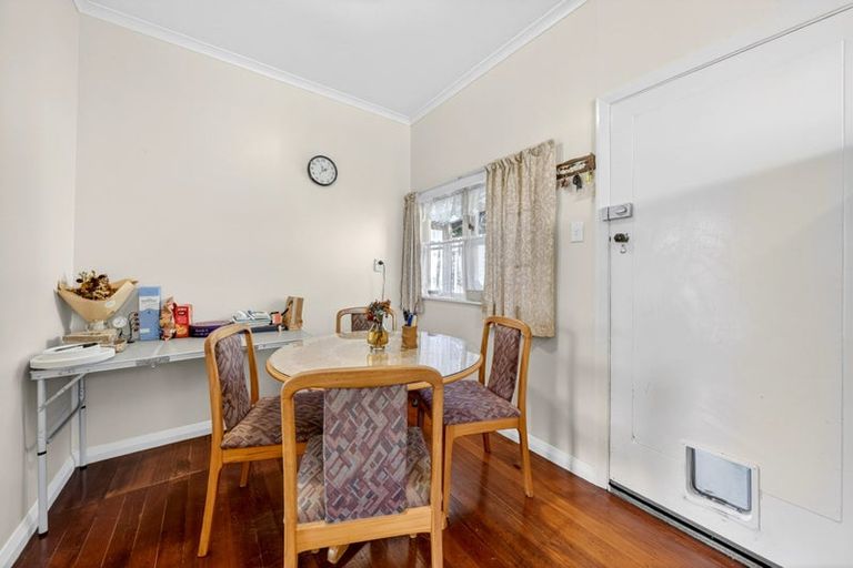 Photo of property in 21 Stanly Street, Eketahuna, 4900
