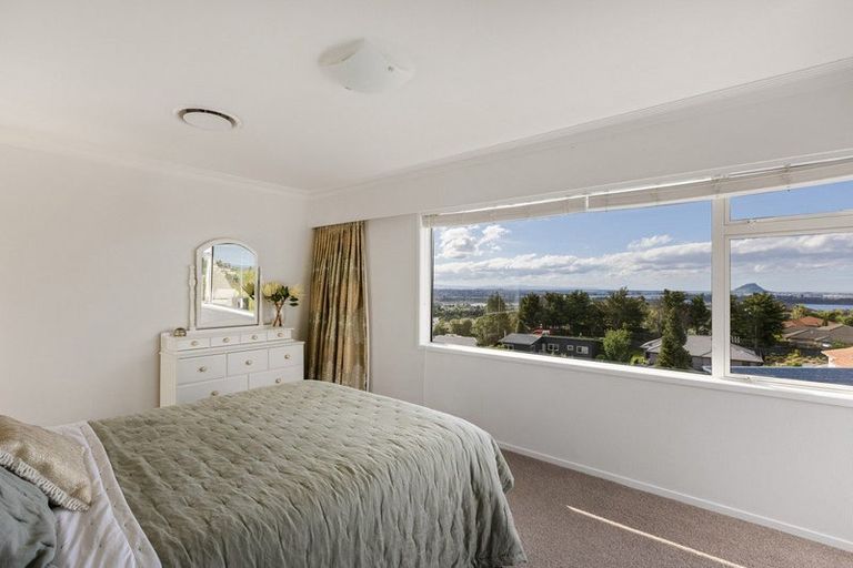 Photo of property in 98 Waikite Road, Welcome Bay, Tauranga, 3175
