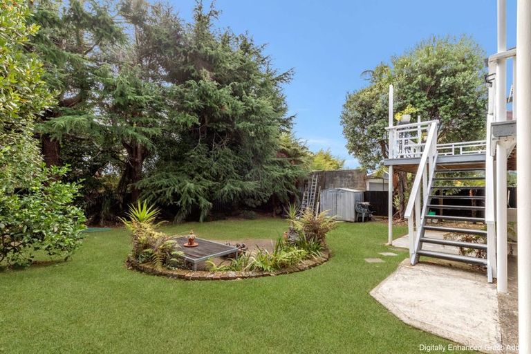 Photo of property in 255 Cambridge Street, Levin, 5510