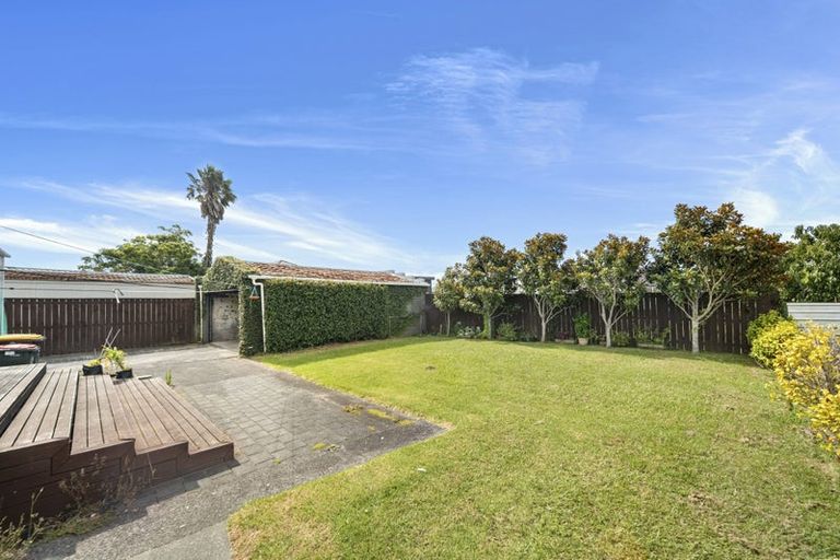 Photo of property in 29 Hallberry Road, Mangere East, Auckland, 2024