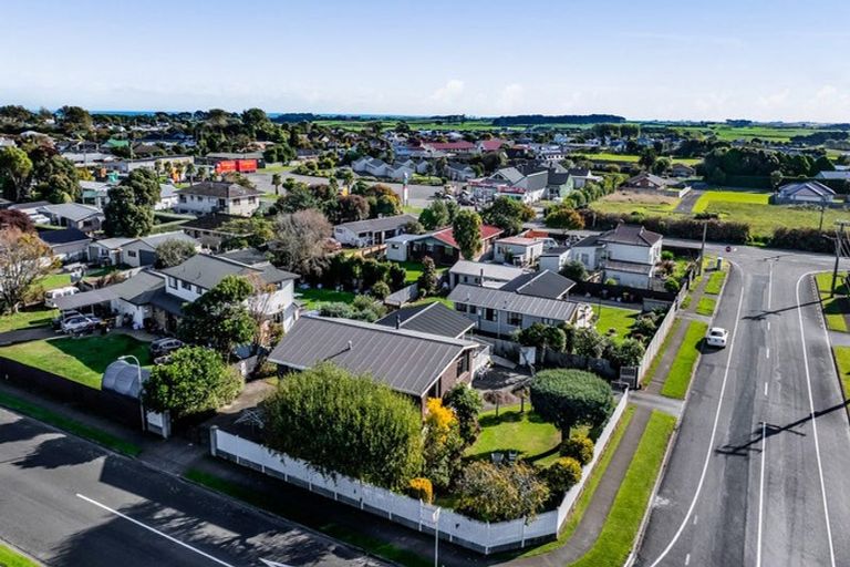 Photo of property in 71 Fantham Street, Hawera, 4610