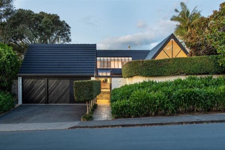 Photo of property in 25 Clifton Road, Hauraki, Auckland, 0622