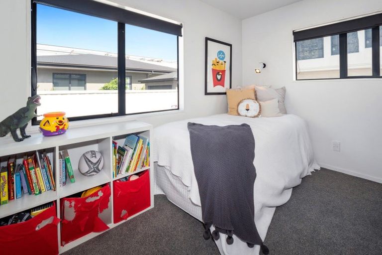 Photo of property in 156 Marine Parade, Mount Maunganui, 3116