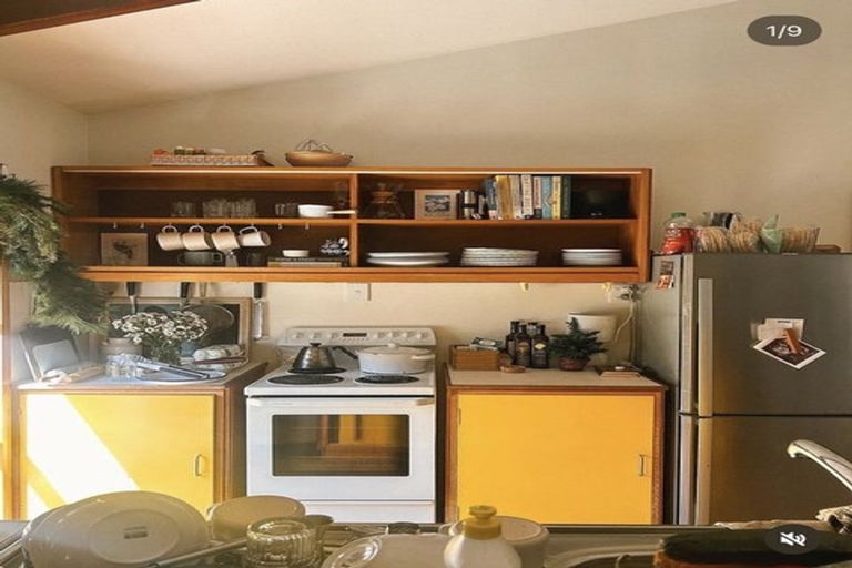Photo of property in 3 Raekura Place, Redcliffs, Christchurch, 8081