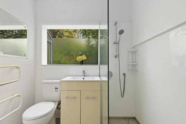 Photo of property in 6 Muri Road, Pukerua Bay, 5026