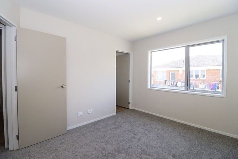 Photo of property in 70 Clevedon Road, Papakura, 2110