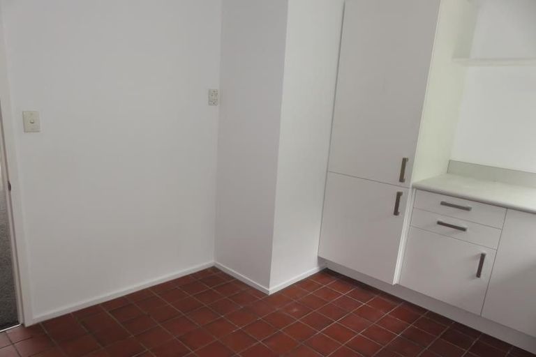 Photo of property in 4b Mcmahon Way, Paparangi, Wellington, 6037