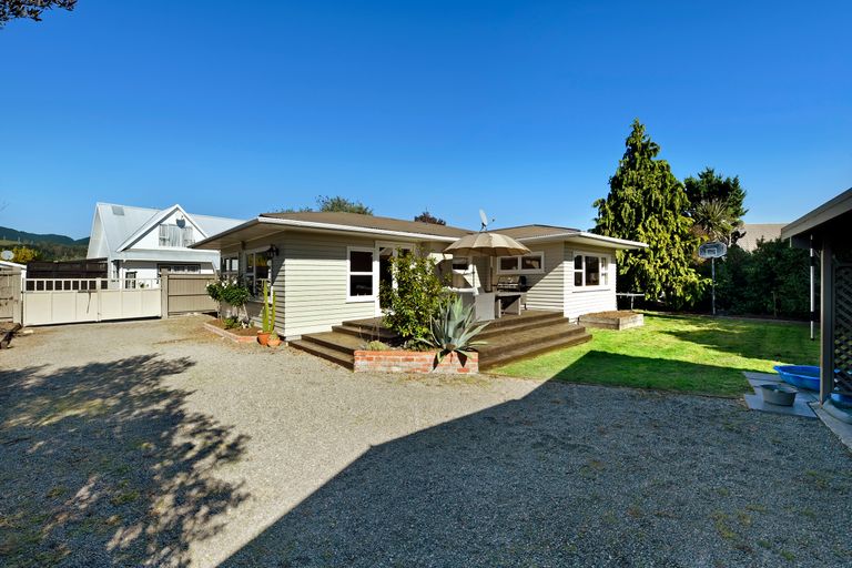 Photo of property in 20 Dickens Street, Stoke, Nelson, 7011