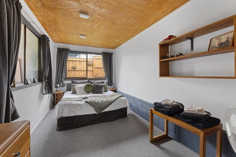 Photo of property in 373 Broadway, Stratford, 4332