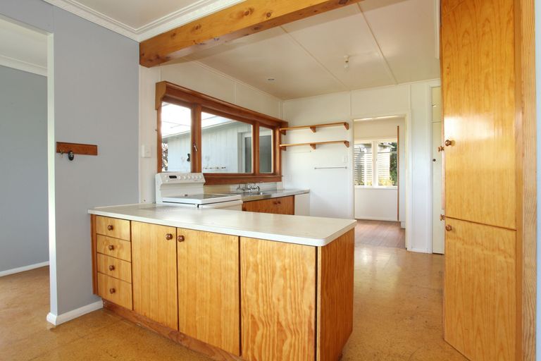 Photo of property in 1260 Te Hutewai Road, Raglan, 3296