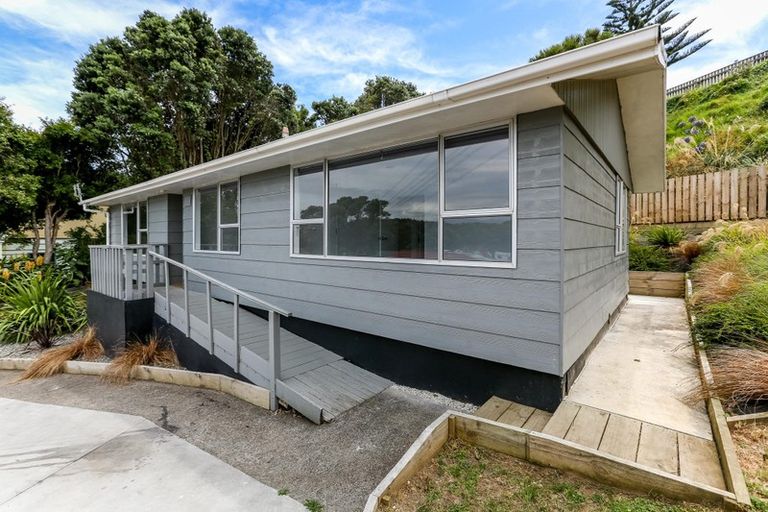 Photo of property in 5c Tahurangi Place, Spotswood, New Plymouth, 4310