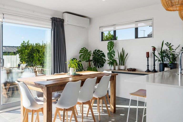 Photo of property in 11 Wheriko Avenue, Glenbrook, Waiuku, 2681