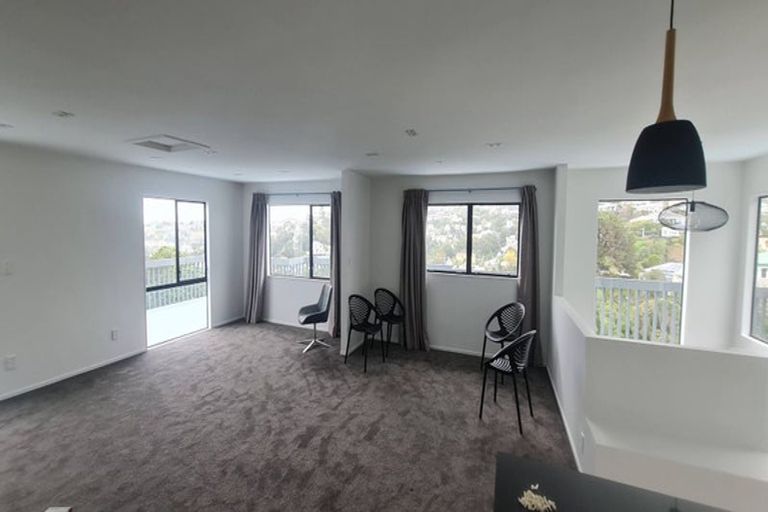 Photo of property in 7 Garden Road, Northland, Wellington, 6012