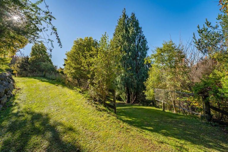 Photo of property in 89 Totara View Road, Wakefield, 7095