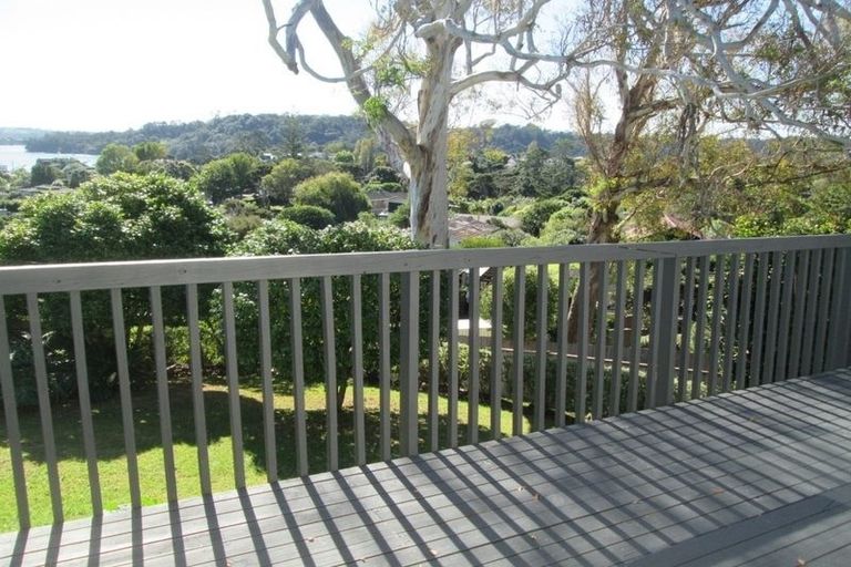 Photo of property in 21 Oruamo Place, Beach Haven, Auckland, 0626