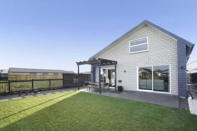 Photo of property in 7 Lavinias Way, Chartwell, Hamilton, 3210