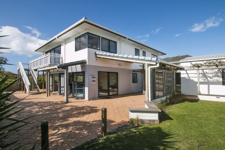 Photo of property in 51 Bway Road, Waihi Beach, 3611