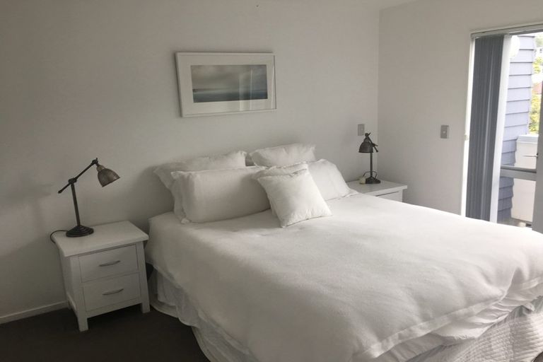 Photo of property in 12u3 Agra Crescent, Khandallah, Wellington, 6035