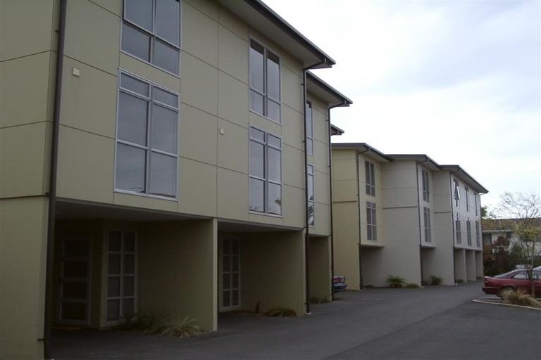 Photo of property in 8/54 Champion Street, Edgeware, Christchurch, 8013