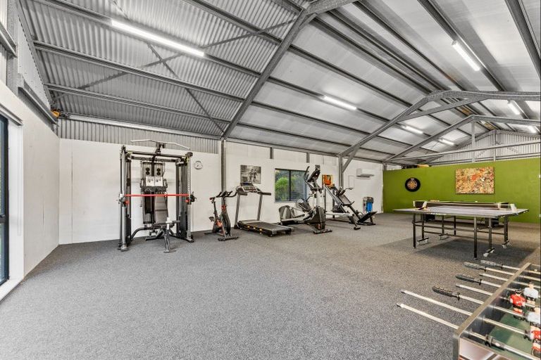 Photo of property in 2 Tamahunga Drive, Matakana, Warkworth, 0985