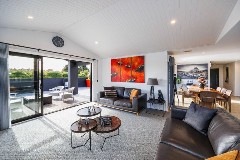 Photo of property in 20 Ashgrove Lane, Ashhurst, 4470