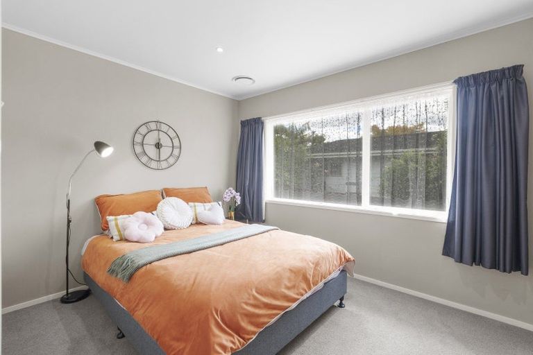 Photo of property in 4 Newcastle Road, Dinsdale, Hamilton, 3204