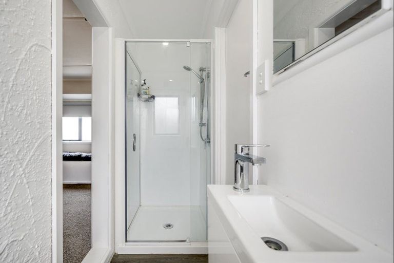 Photo of property in 13 Howard Road, Taradale, Napier, 4112