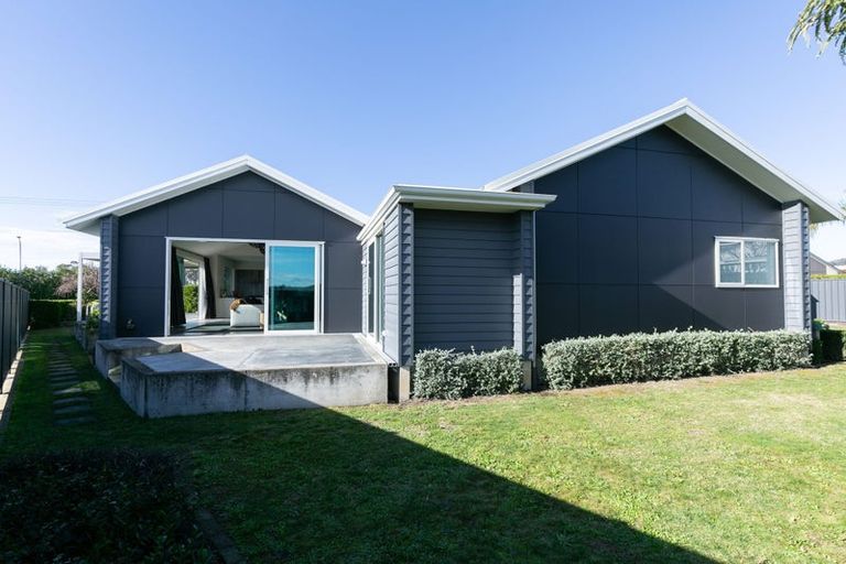 Photo of property in 155 Arataki Road, Havelock North, 4130