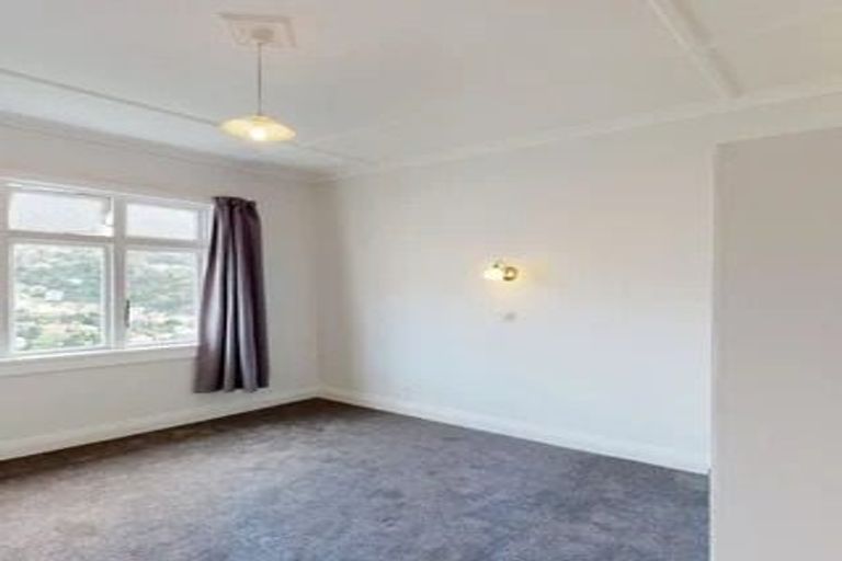 Photo of property in 132-136 Washington Avenue, Brooklyn, Wellington, 6021