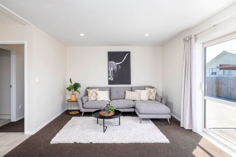 Photo of property in 7 Farnborough Street, Aranui, Christchurch, 8061