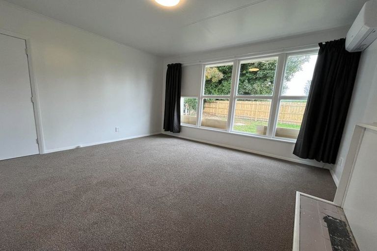 Photo of property in 23-25 Stephens Crescent, Highbury, Palmerston North, 4412