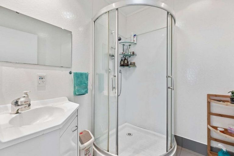 Photo of property in 68 Greenmeadows Avenue, Manurewa East, Auckland, 2102