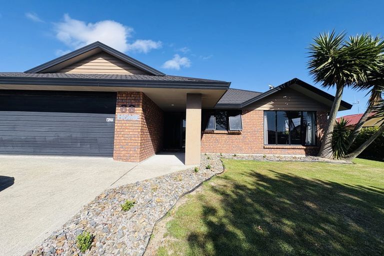 Photo of property in 68 Branigan Parade, Kelvin Grove, Palmerston North, 4414
