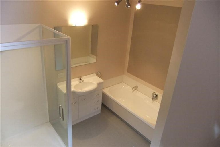 Photo of property in 27 Waverton Terrace, Churton Park, Wellington, 6037