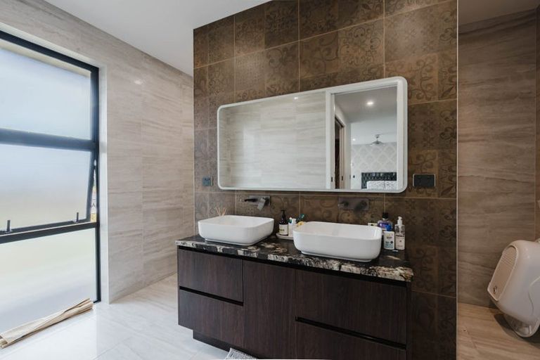 Photo of property in 275 Racecourse Road, Cambridge, 3493