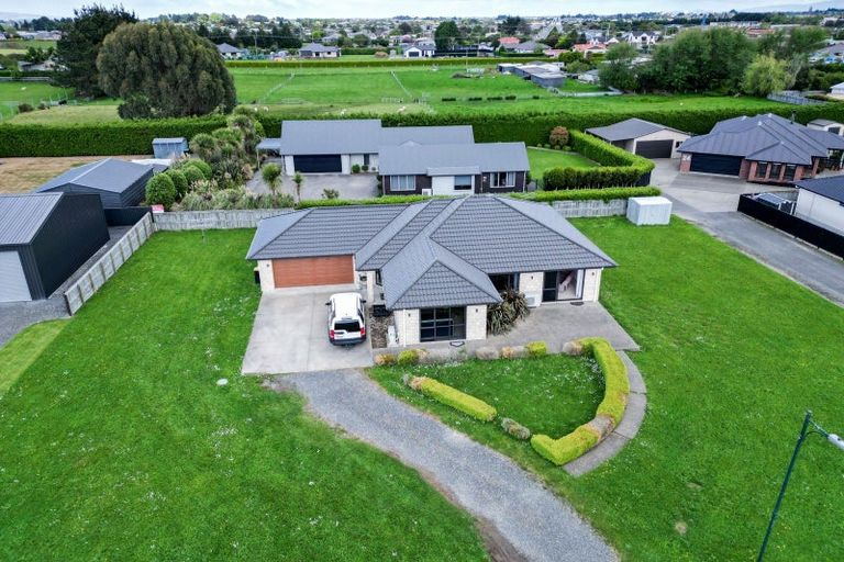 Photo of property in 28 Majestic Chance, Seaward Bush, Invercargill, 9812
