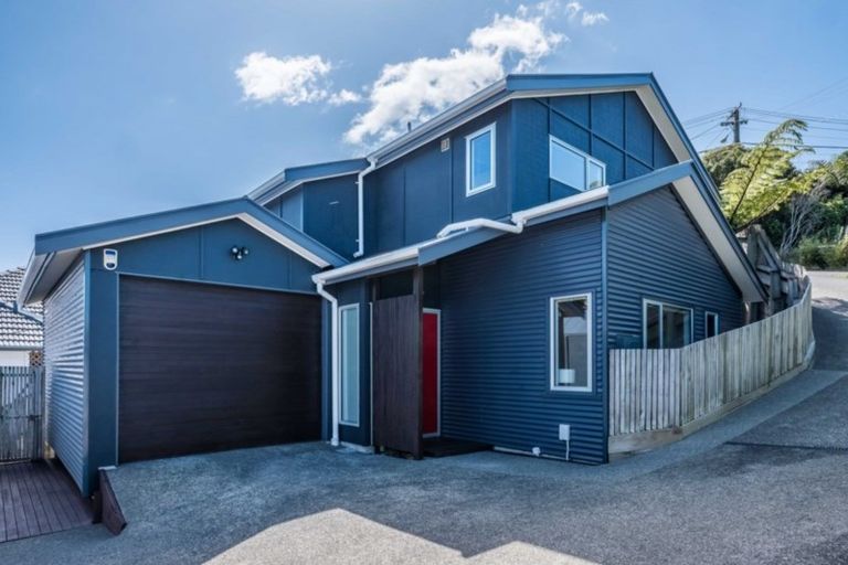 Photo of property in 52 Bedford Street, Northland, Wellington, 6012