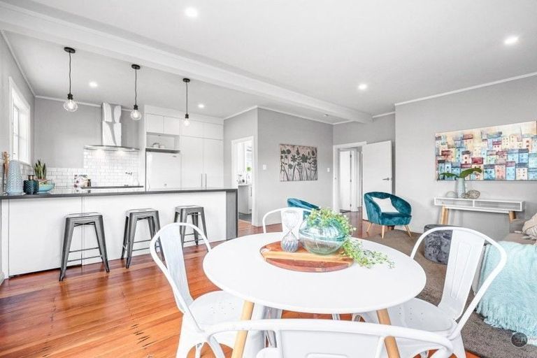 Photo of property in 21b Hall Crescent, Epuni, Lower Hutt, 5011