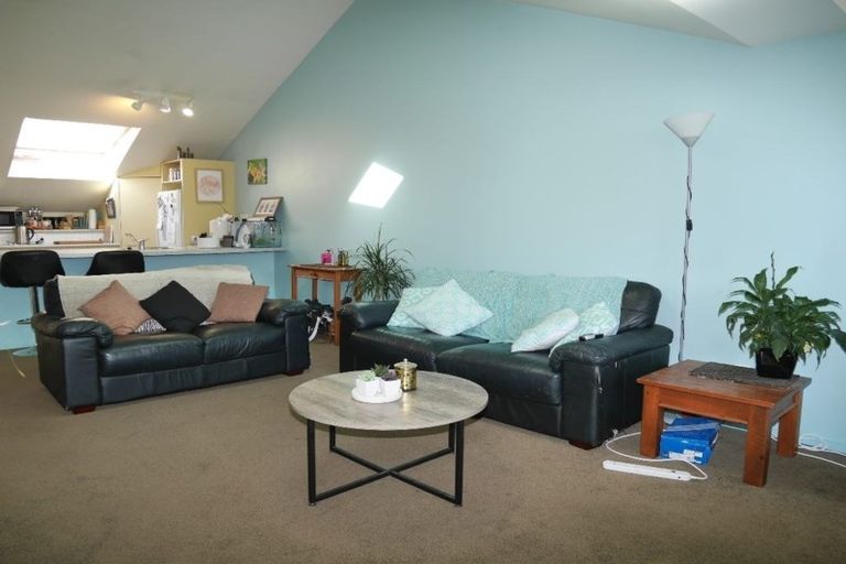 Photo of property in Courtenay Mews Apartments, 16/14u Alpha Street, Te Aro, Wellington, 6011