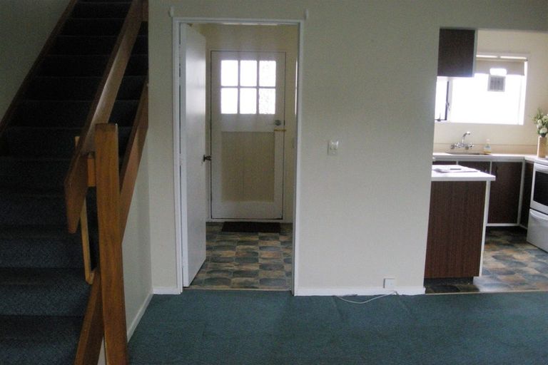 Photo of property in 2 Lyall Parade, Lyall Bay, Wellington, 6022