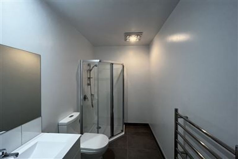 Photo of property in 39 Eileen Newey Place, Henderson, Auckland, 0612